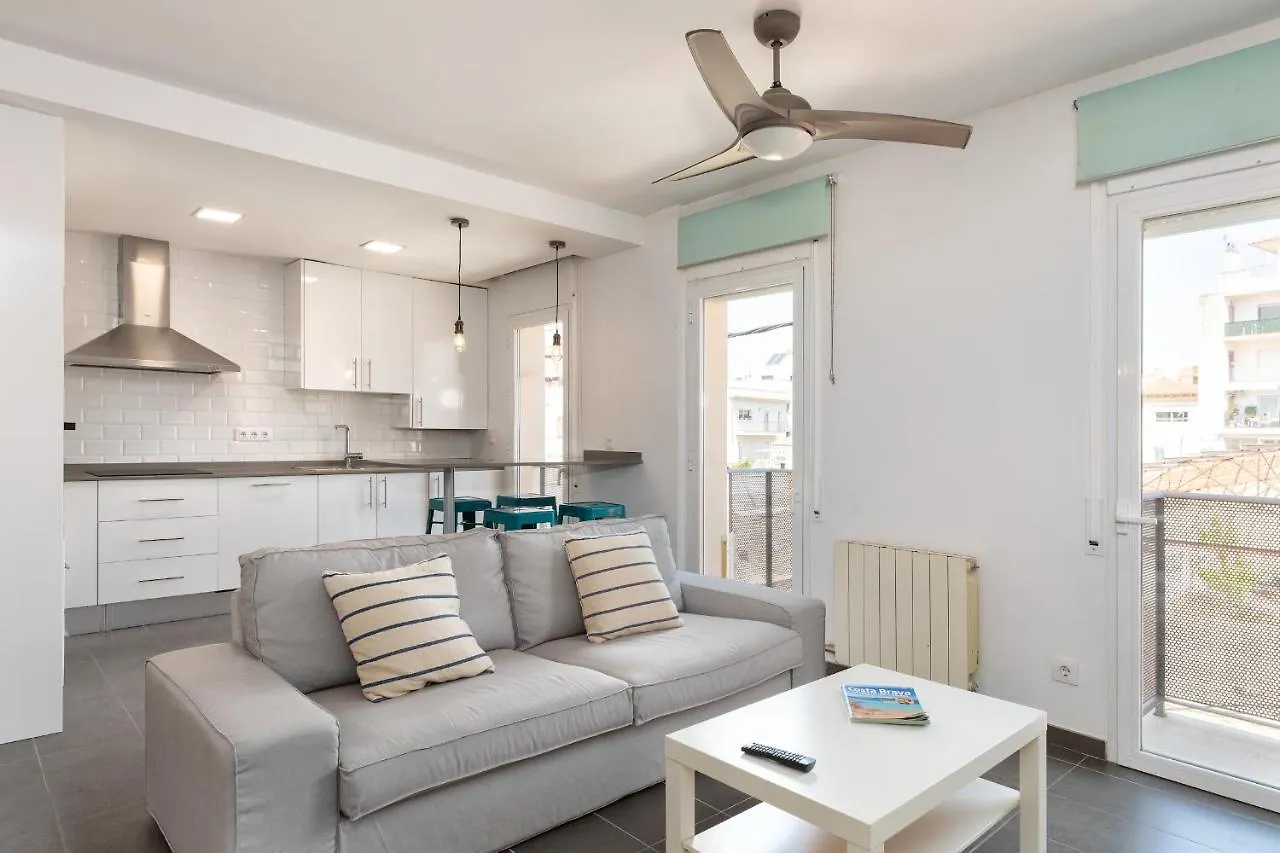 Hauzify I Apartament Blaucel Apartment Sant Feliu de Guixols